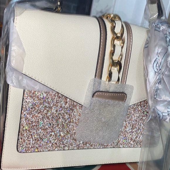 Aldo Cream and Gold Glitter Handbag/Crossbody - Picture 3 of 11